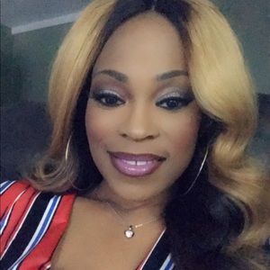 Meet your Posher, Cacamille